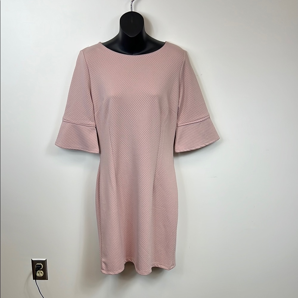 Marisa & Marie Chic Soft Pink 3/4 Sleeve Waffle Texture Midi Dress Size M